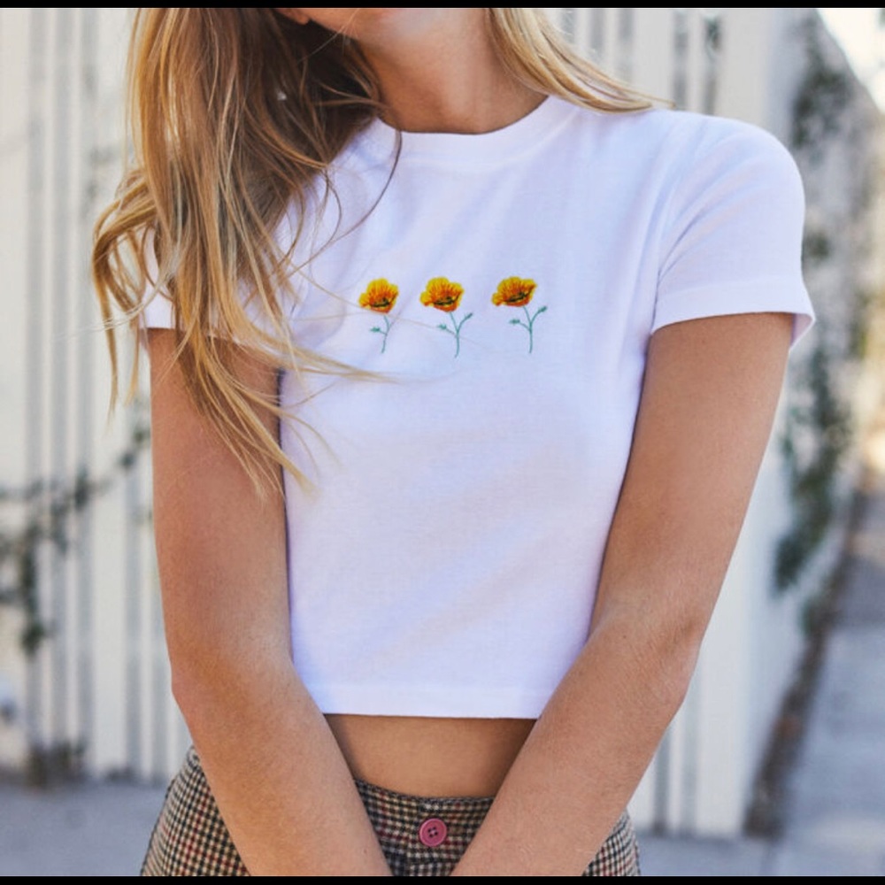 brandy melville poppy tee